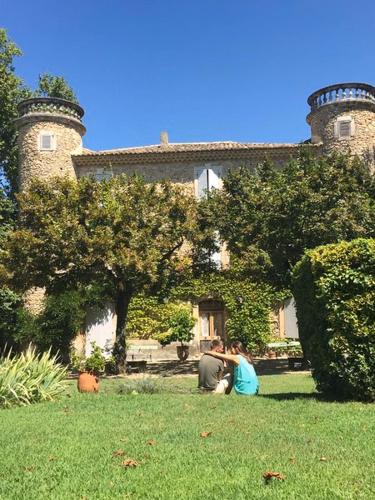 Pont-Saint-Esprit Bed & Breakfast | Domaine de Lamartine