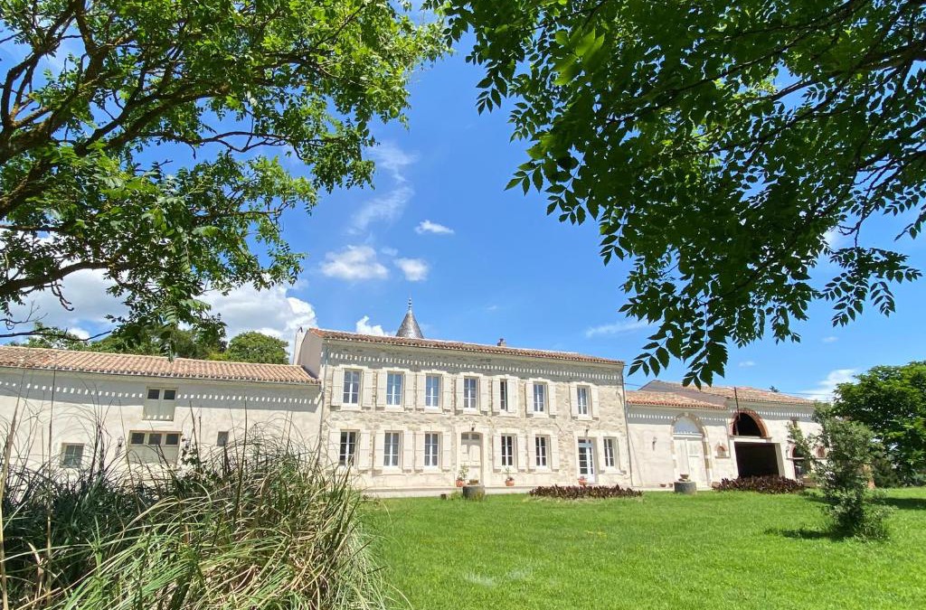 Castelnaudary Bed & Breakfast | Domaine de Lanis - Maison d'hôtes avec parc et piscine