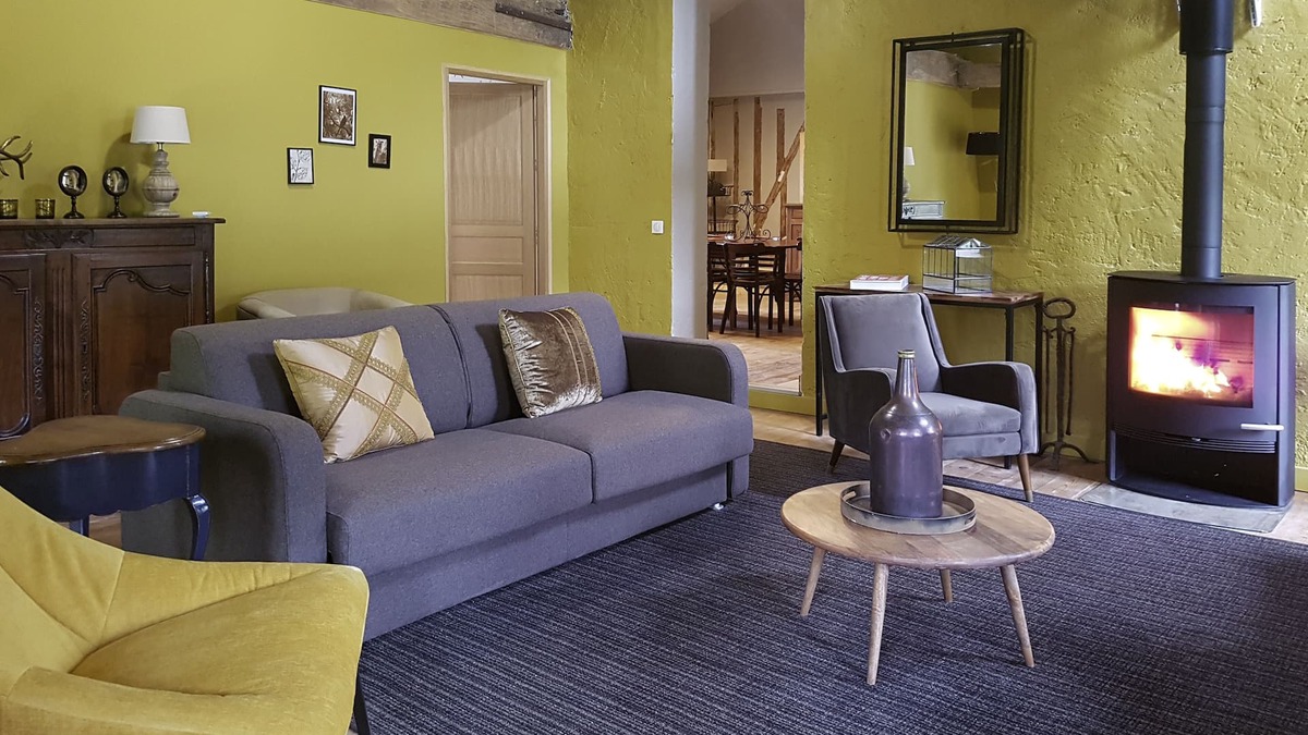 Maffliers Cottage | Domaine de Maffliers apartment for up to 8 people. Large Tribe option available