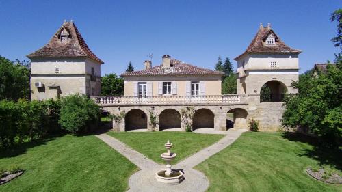 Caylus Bed & Breakfast | Domaine de Monplaisir