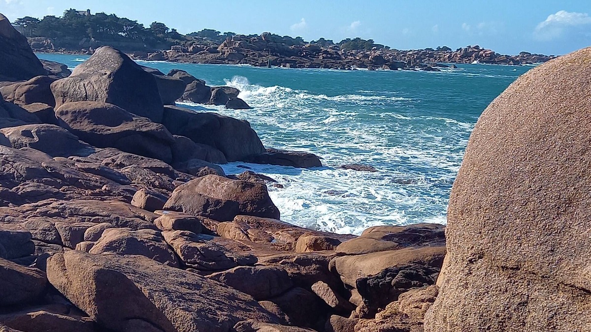 Louannec House | Domaine de Pen Ar Garen, facing the sea, up to 20p