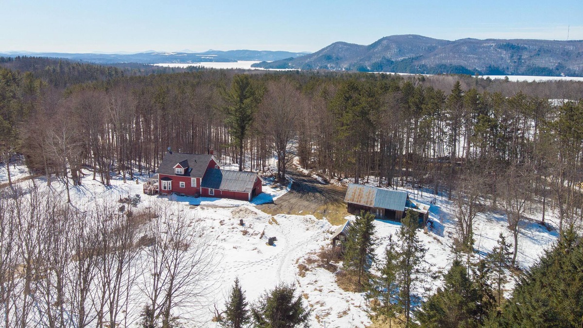 Hatley House | DOMAINE DES CERFS - Country living house, on large forested private estate