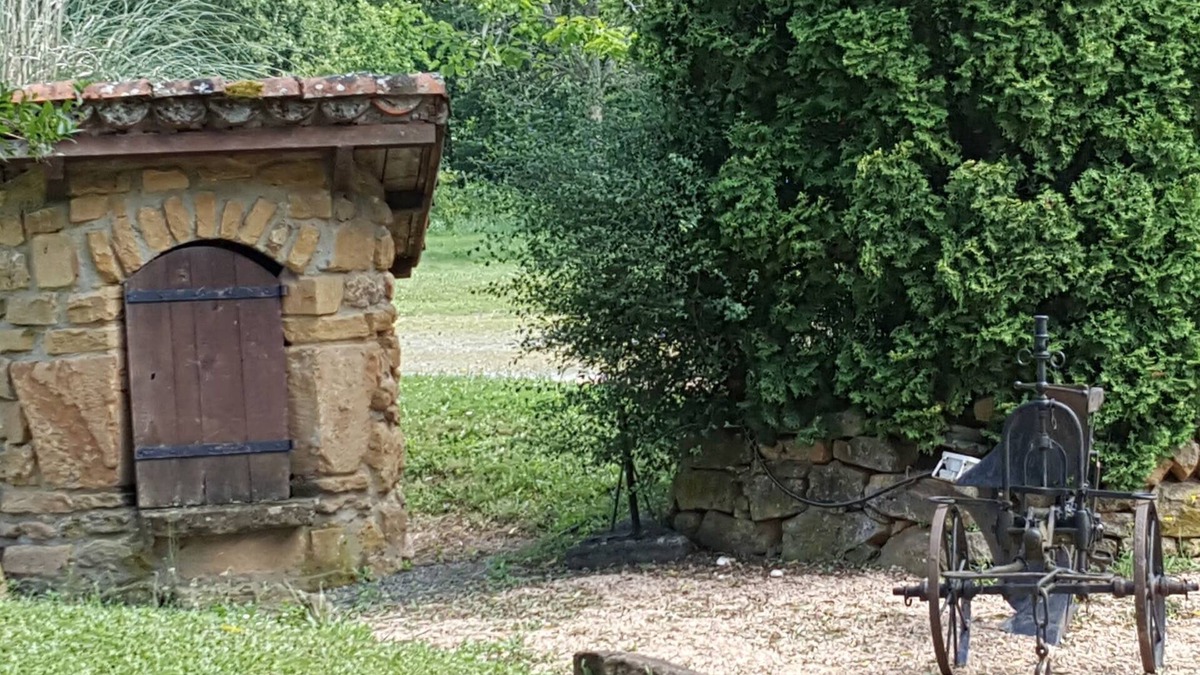 Ternand House | Domaine des Pierres Dorées