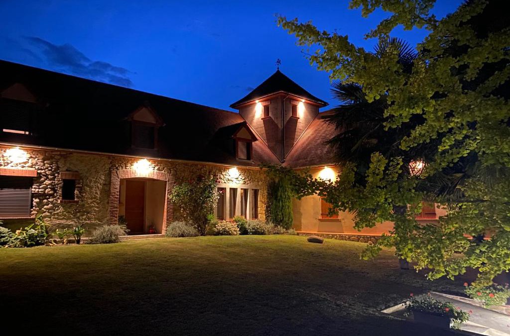 Saint-Vincent Bed & Breakfast | Domaine des pierres trouvées