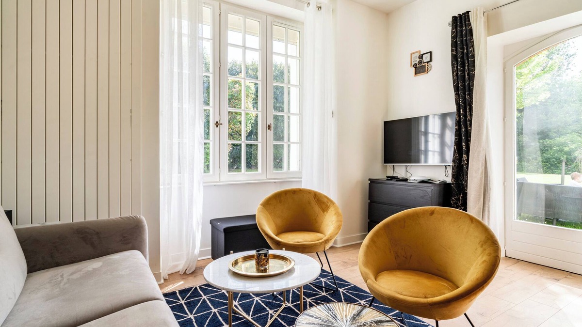 Etampes Apartment | Domaine des Rives D'ormoy - Carré Bourbon