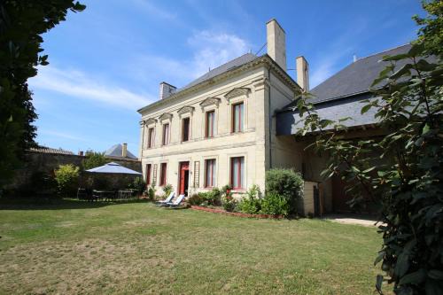 Vaudelnay Bed & Breakfast | Domaine Des Roses