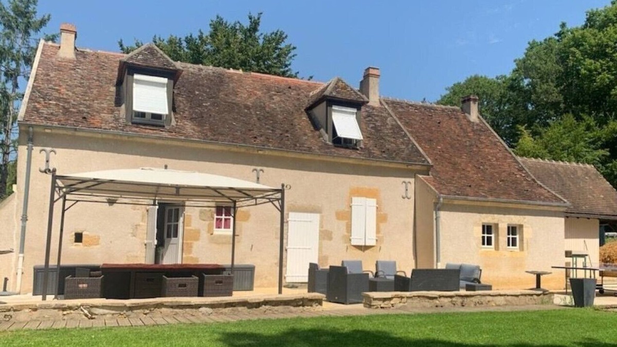 Saint-Benin-d'Azy House | Domaine du Chemin de Bellevue