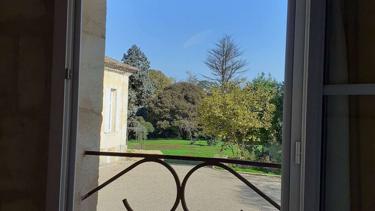 Ambares-et-Lagrave Hotel | Domaine du chauvet
