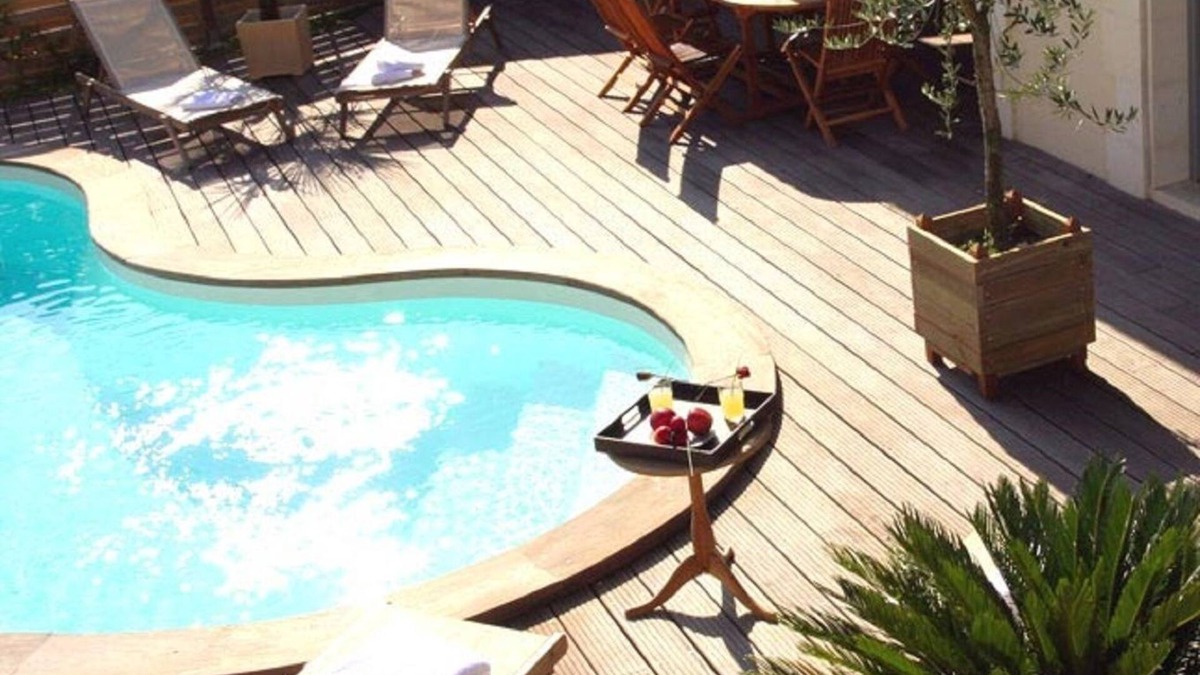 Chalais House | Domaine Du Grand Tourtre