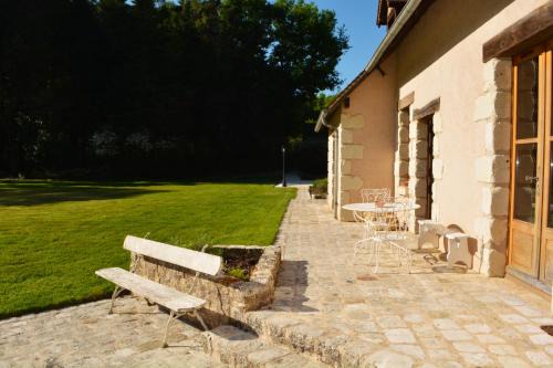 Dange-Saint-Romain Villa | Domaine du Hallier