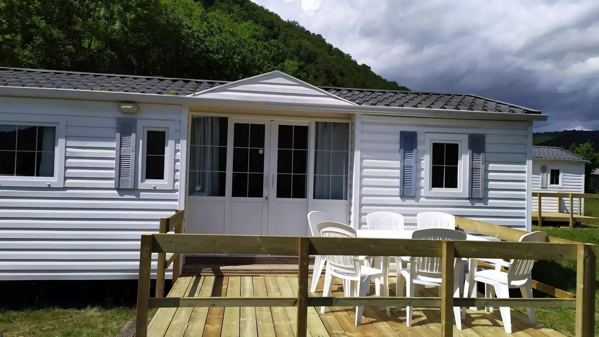Vorey House | Domaine du Pra de Mars * - Mobile home 36m2- 3 bedrooms & terrace of 10m2 6 to 8 people - 6 pers. included in the tariff