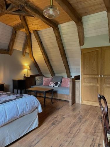 Camps-Saint-Mathurin-Leobazel House | Domaine du Vidal