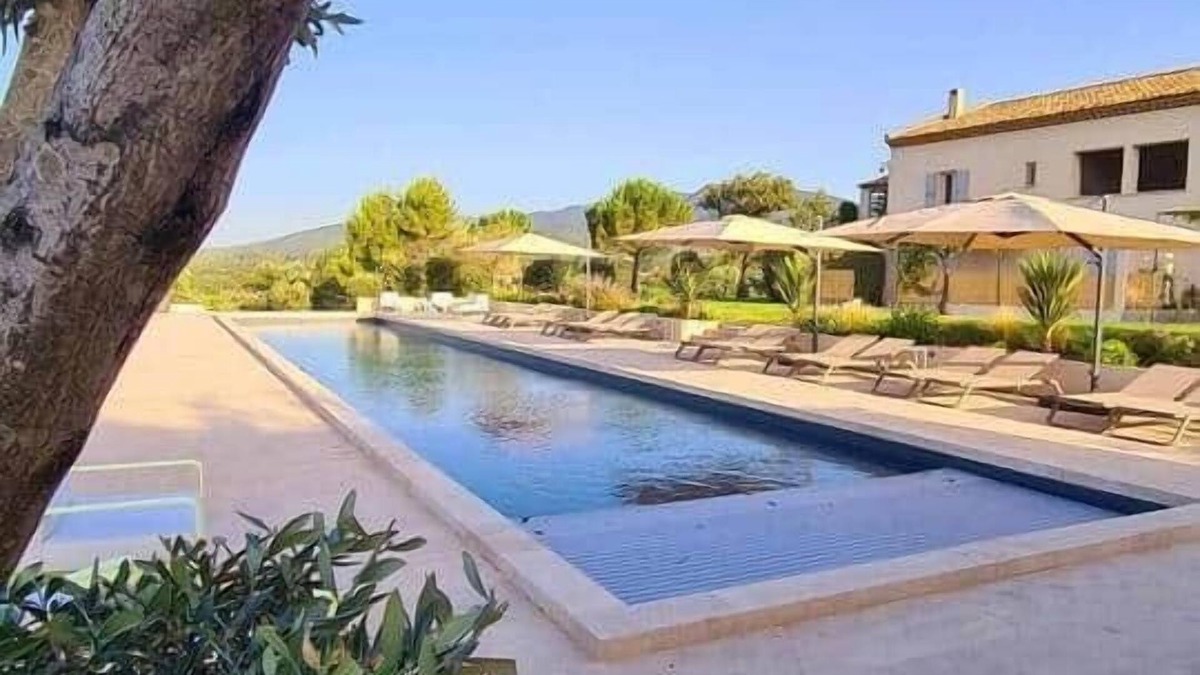 La Bastide-des-Jourdans Apartment | Domaine Les Hauts de Riganel Gîte les Oliviers