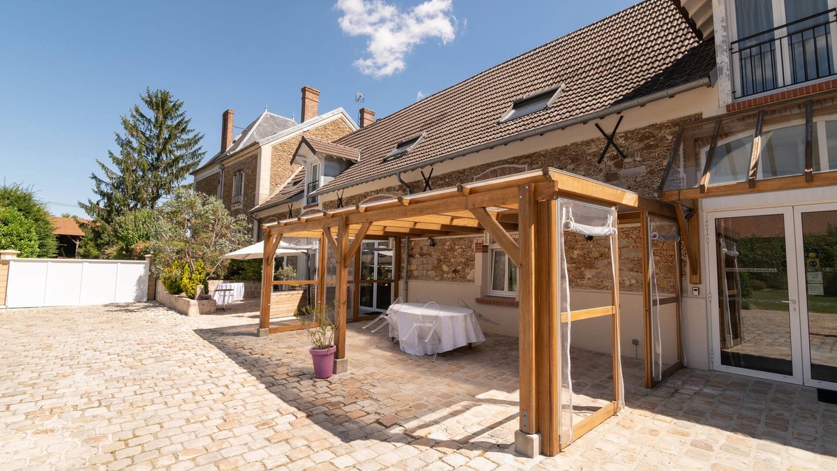 Saint-Fargeau-Ponthierry Bed & Breakfast | Domaine d'Auxonnettes | Chambres d'Hôtes et Gîtes - L&J évènements