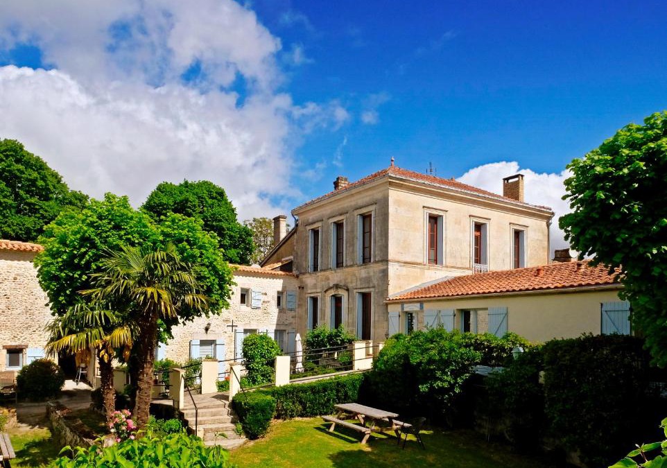 Soubran Bed & Breakfast | Domaine La Fontaine B&B