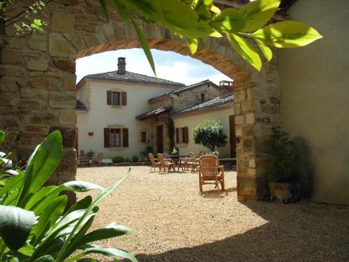 Nanthiat House | Domaine les Pins