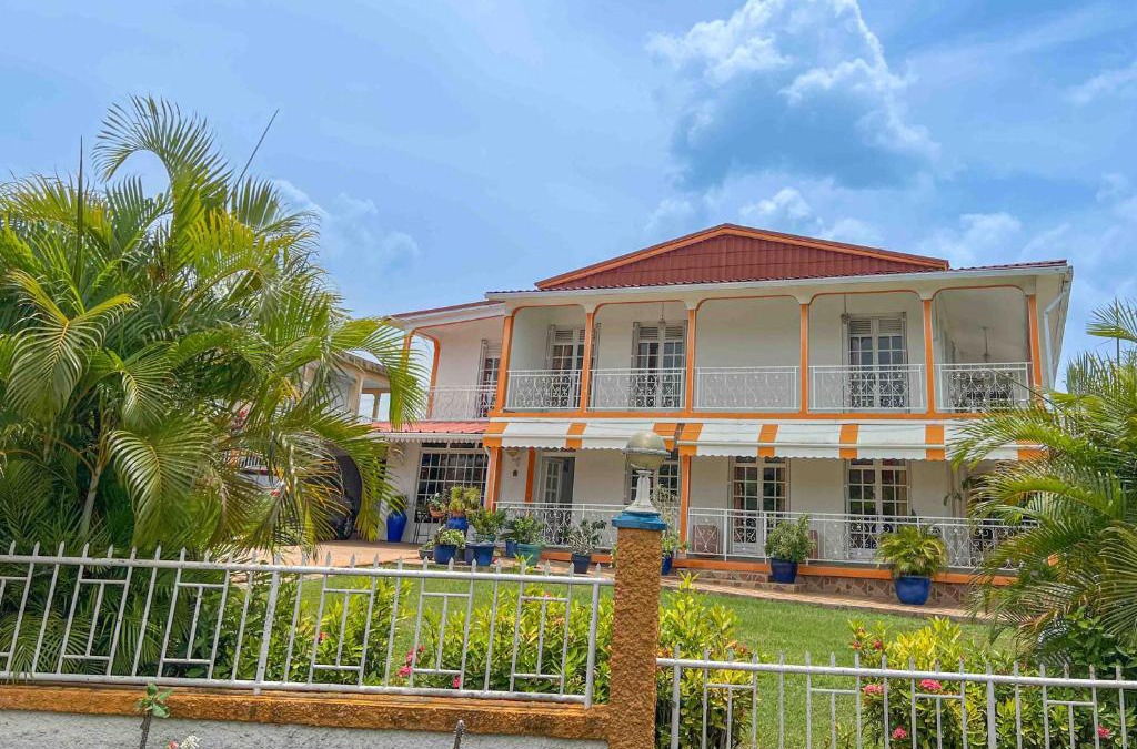 Sainte-Rose House | Domaine Lyscelle