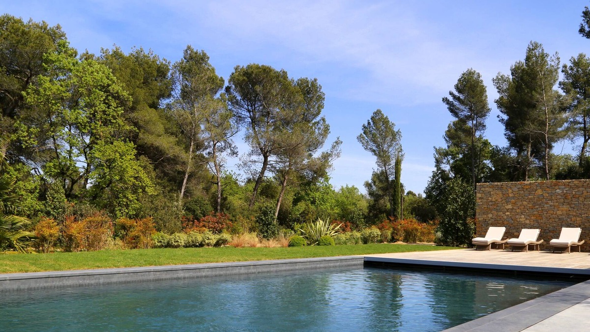 Fuveau Cottage | Domaine Rampale Lodge, heated swimming pool, between Aix-en-provence and Marseille