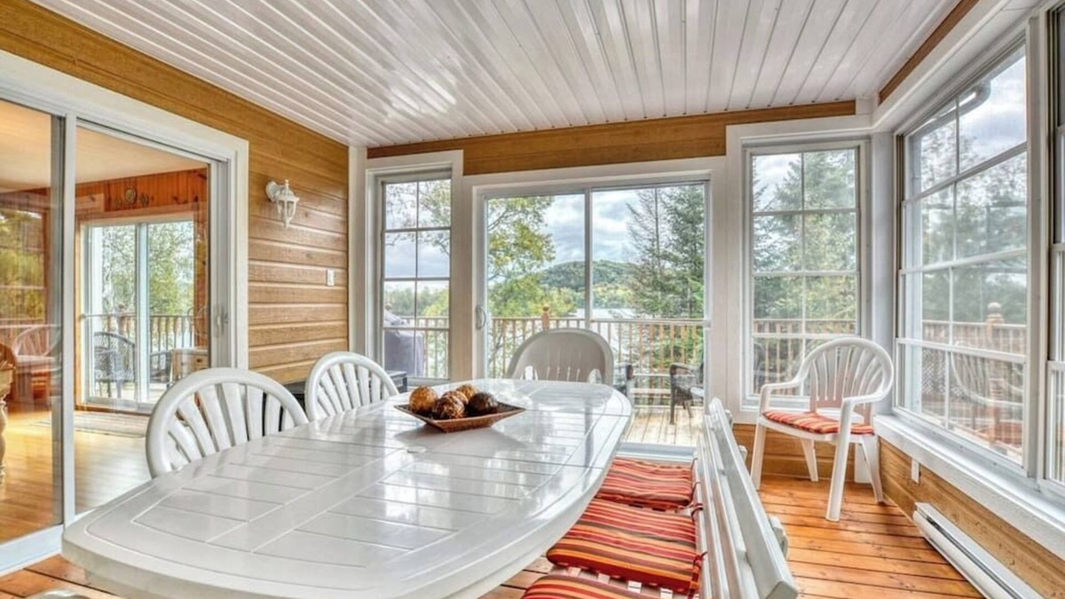 La Minerve House | Domaine Waterfront W Spa Near Mont-Tremblant