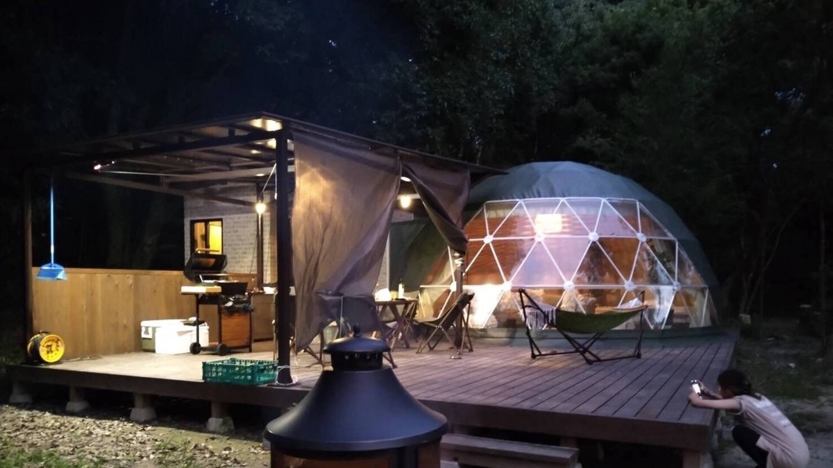 Saga Cabin | Dome tent white / Saga Saga