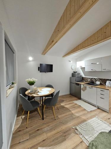Miedzyrzecz House | Domek letniskowy nr 16 - jezioro Głębokie