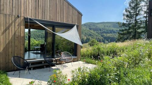 Pieszyce House | Domek na wzgórzu