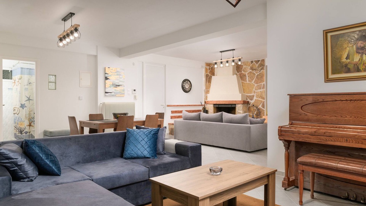 Spata-Artemida Apartment | Domelia's Luxury Apartment near airport & beach II
