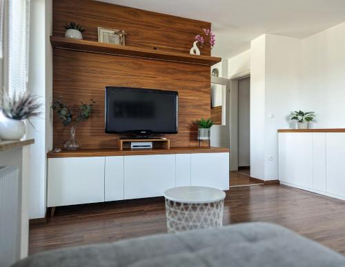 Kranj Apartment | Domen's cozy rentals