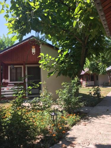 Atel Bed & Breakfast | Domeniul Paradisului Relax&Fun