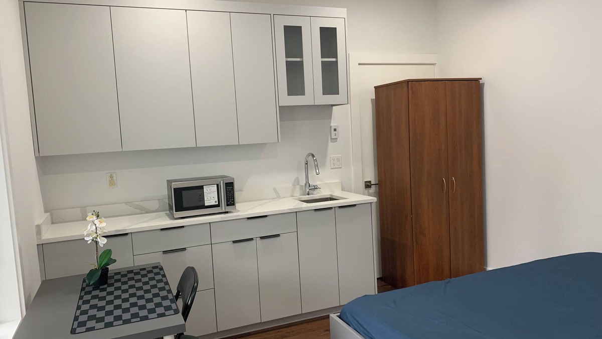 East Side Apartment | Dominic.123