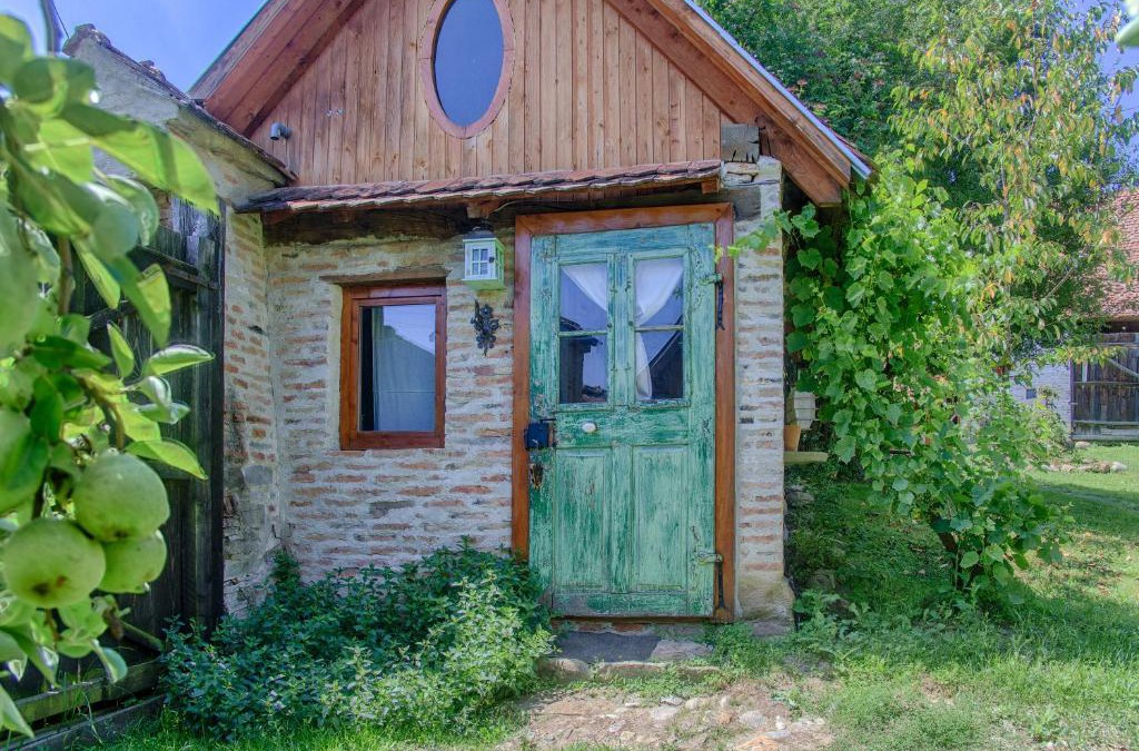Cloasterf House | Dominic Boutique - Atelier
