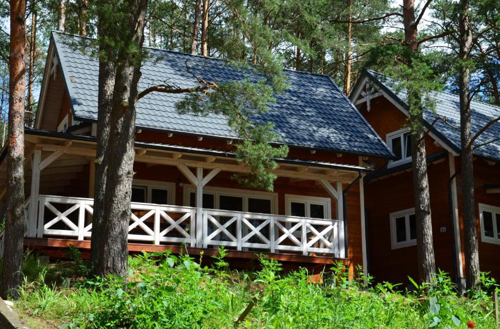 Koscierzyna Resort | Domki Kaszuby - jezioro las i zoo w Szarlocie