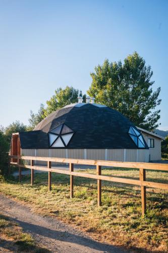 Hualqui House | Domo y Cabaña los Queltehues