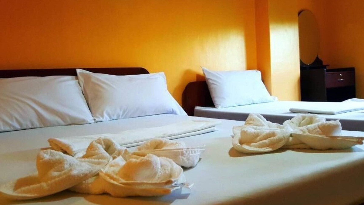 Borongan City Hotel | Domsowir Hotel and Restaurant
