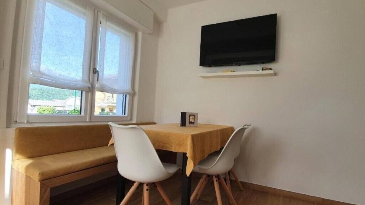 Levico Terme Apartment | Domus Helios Piano Giardino Giardino