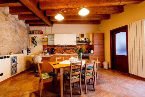 Agira House | Domus Teja