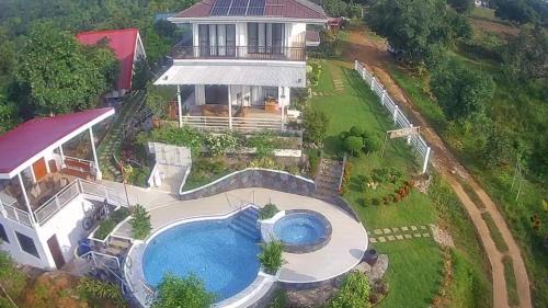 San Lorenzo Ski Chalet | Don Erwin Mountain Villa