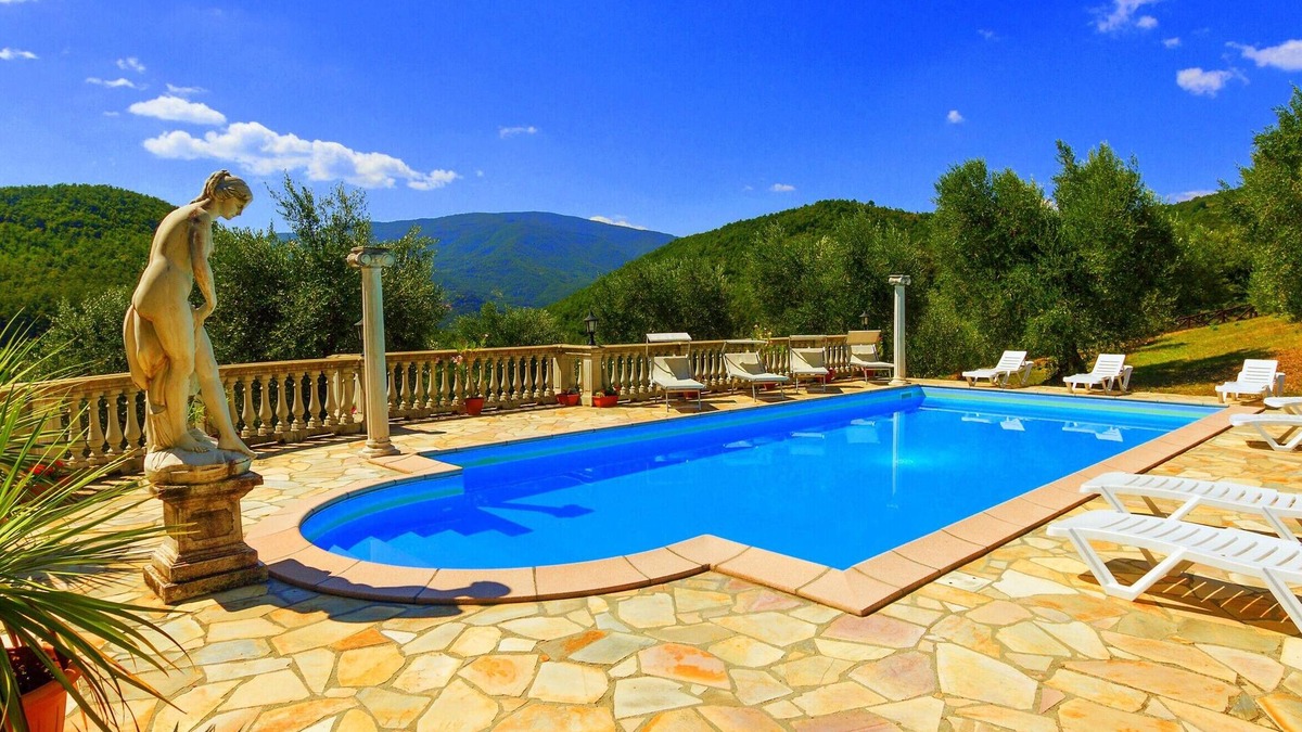 Caprese Michelangelo Villa | Donatello Tuscany