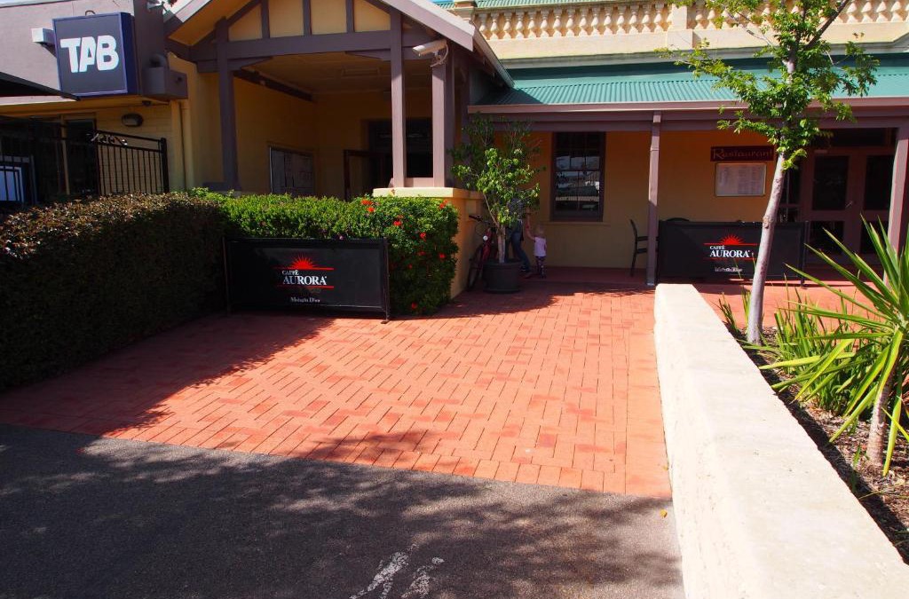 Dongara Hotel | Dongara Hotel Motel