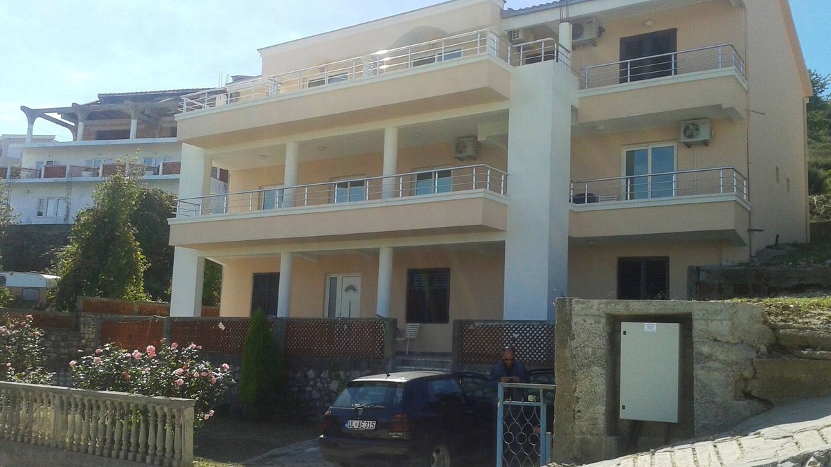 Gjerana Apartment | Doni apartments Studio with kitchen - Velika plaza - Ulcinj apartments