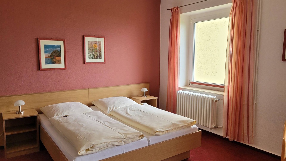 Sundhagen Apartment | Doppelzimmer 15 - Gästehaus Niederhof