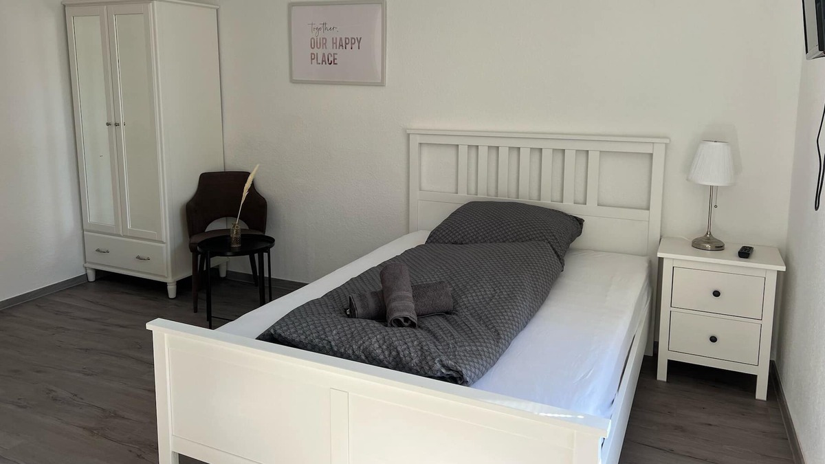 Kirchboitzen Apartment | Doppelzimmer für 2 Gäste mit 15m² in Walsrode