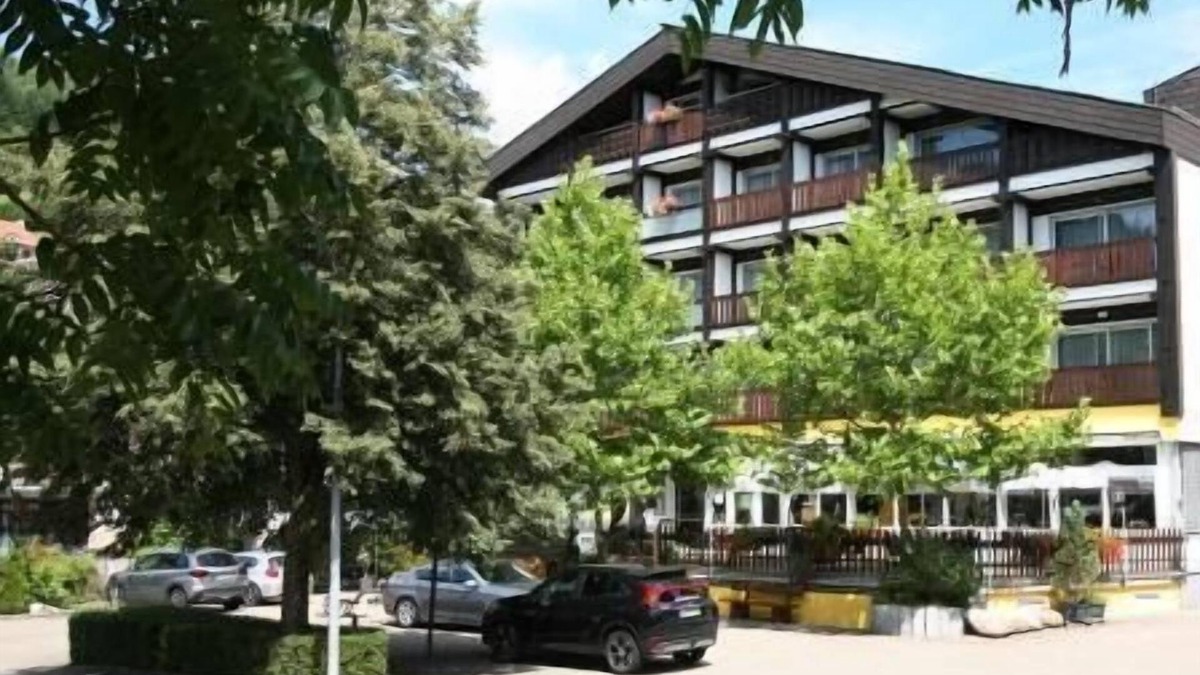 Ottenhofen im Schwarzwald Apartment | Doppelzimmer Komfort mit Dusche/Bad und WC