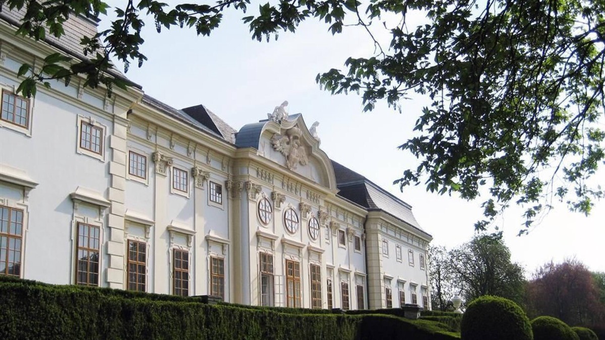 Halbturn House | Doppelzimmer Komfort mit Dusche, WC - Wohnen im Schloss - Knappenstöckl