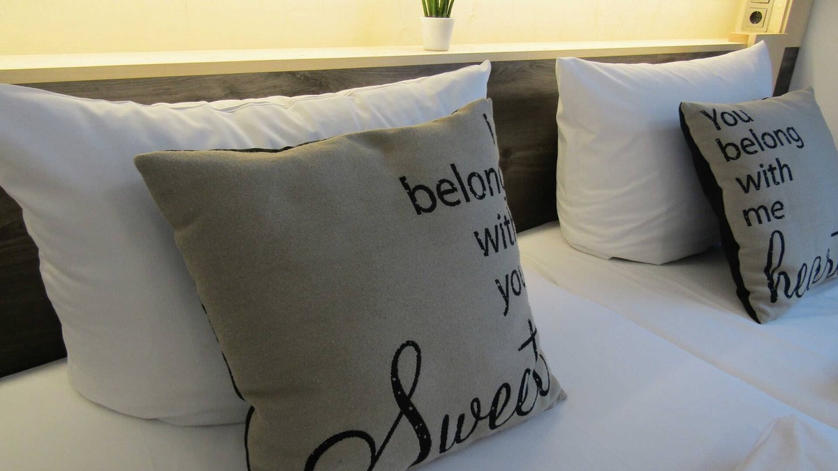 Erlangen Bed & Breakfast | Doppelzimmer Premium - Hotel & Gasthof Ritter St. Georg