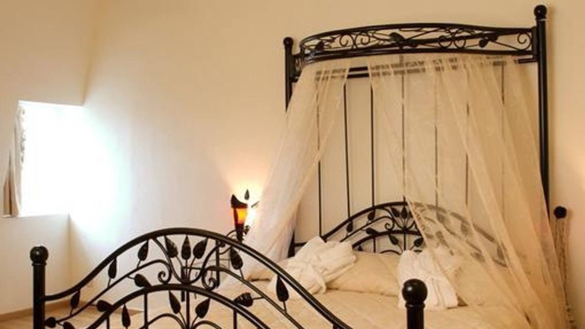 Kronenburg House | Doppelzimmer Superior - Burghaus und Villa Kronenburg