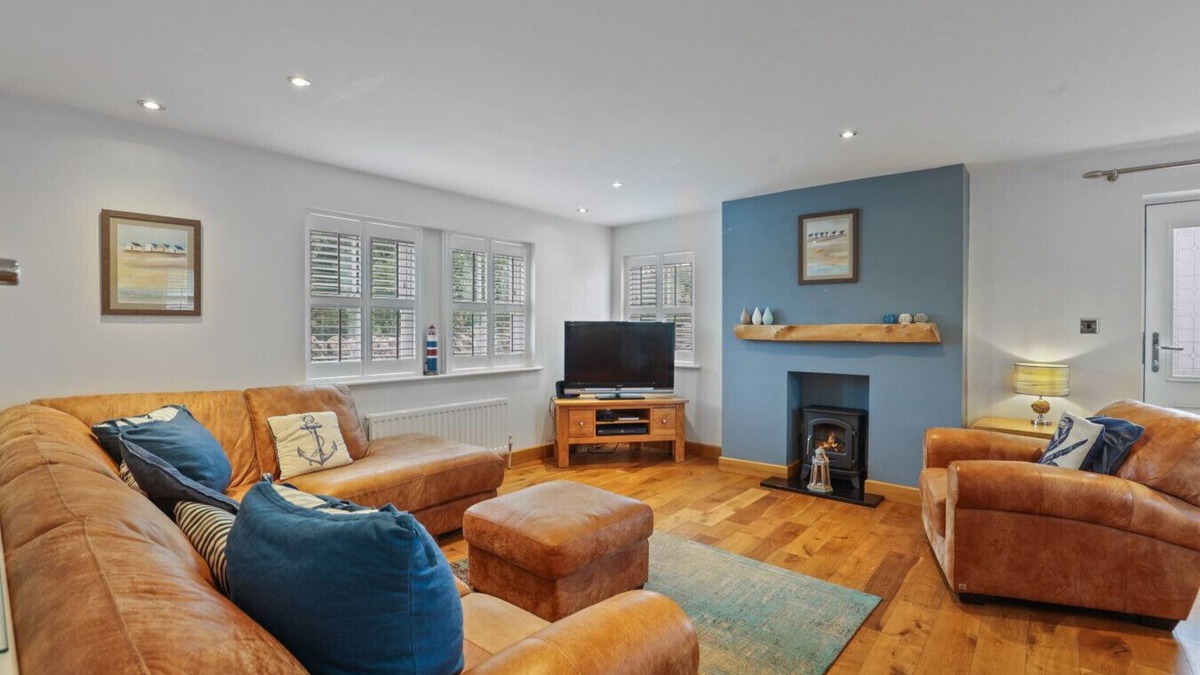 Newton by the Sea House | Doray House - North East Escapes
