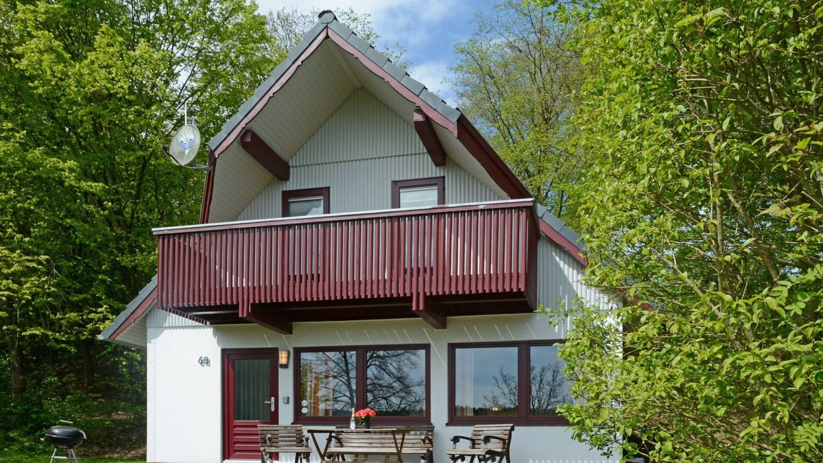 Seepark Kirchheim House | Dorf 2/Haus 68 by Interhome