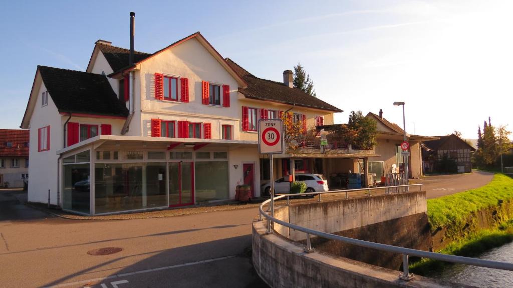 Mullheim Bed & Breakfast | Dorf-Schmiede - Bed und Breakfast