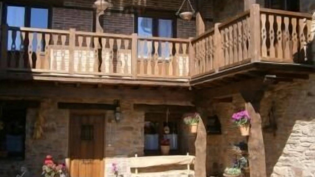 Canedo Cottage | Dorinda Cottage for 8 people